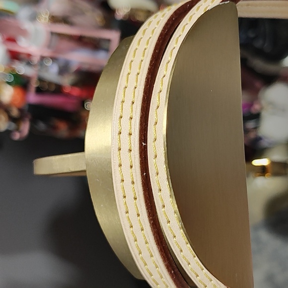 Louis Vuitton Neverfull MM with Pouch, Dust Bag, Box, And Shopping Bag; - Picture 2 of 10